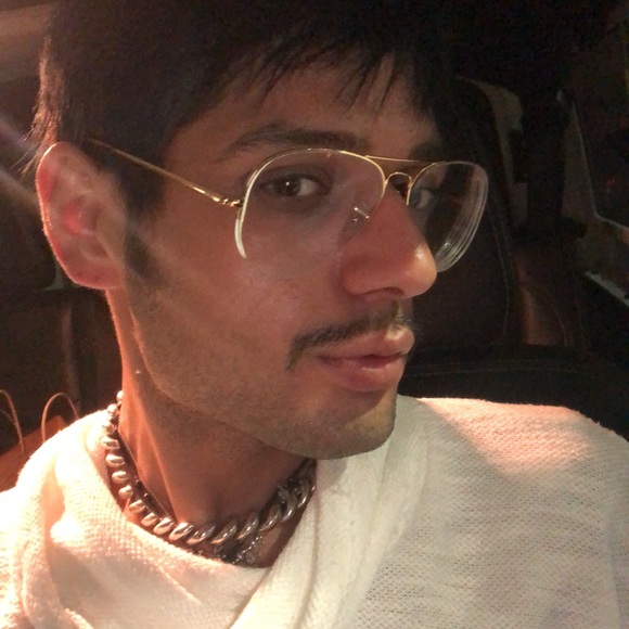 Meet your Posher, Sheraz - Picture 7 of 13